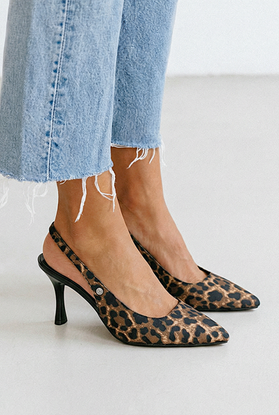 Lavender Esnek Yumuşak Kaymaz Taban (6-8 cm) Leopar Açık Lastikli Kadın Topuklu Ayakkabı