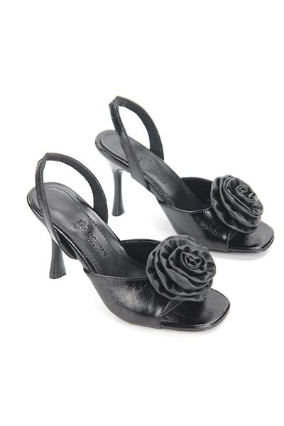 Velin Esnek Yumuşak Kaymaz Taban (8 cm) Siyah Rugan El Yapımı Gül Detaylı Kadın Topuklu Ayakkabı