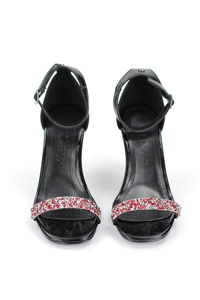 Raven Esnek Yumuşak Kaymaz Taban (8 cm) Siyah Rugan  Kırmızı Taş Bantlı Kadın Topuklu Ayakkabı