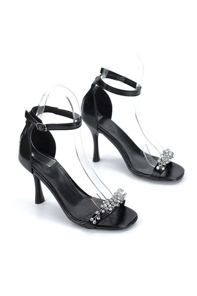 Zaya Esnek Yumuşak Kaymaz Taban (8 cm) Siyah Rugan El Yapımı Gümüş Boncuk Detaylı Kadın Topuklu Ayakkabı