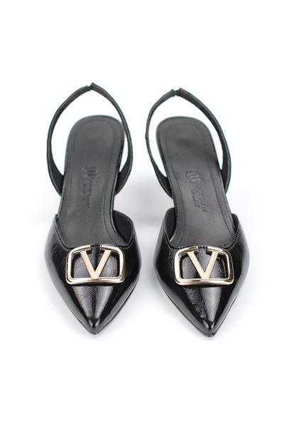 Jolie Esnek Kaymaz Taban Siyah Rugan Orta Topuklu(4-6 cm) Altın V Toka  Klasik Topuklu Ayakkabı