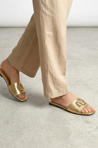 Zeritha Dore Metalik V Toka Detaylı Kadın Terlik