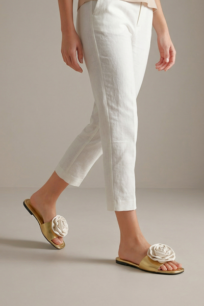 Velrosa Dore Metalik El Yapımı Beyaz Gül Detaylı Kadın Terlik