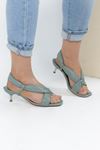 Maris Yumuşak Bantlı Parmak Arası Kadın Topuklu Ayakkabı Su Yeşili Cilt