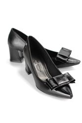 Benedita Esnek Yumuşak Kaymaz Taban (4 cm) Kadın Kalın Topuk Köşe Fiyonkllu Siyah Rugan Ayakkabı