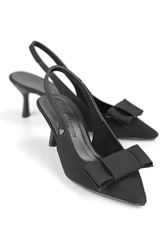 Rivva Esnek Yumuşak Kaymaz Taban (4 cm) Siyah Süet  Açık Lastikli Köşe Fiyonk Kadın Topuklu Ayakkabı