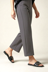 Alenya  Siyah Rugan Kemik Toka Detaylı Kadın Terlik